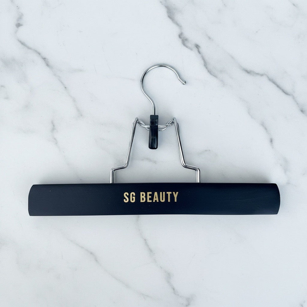 Lux hair extension hanger for salon storage and display